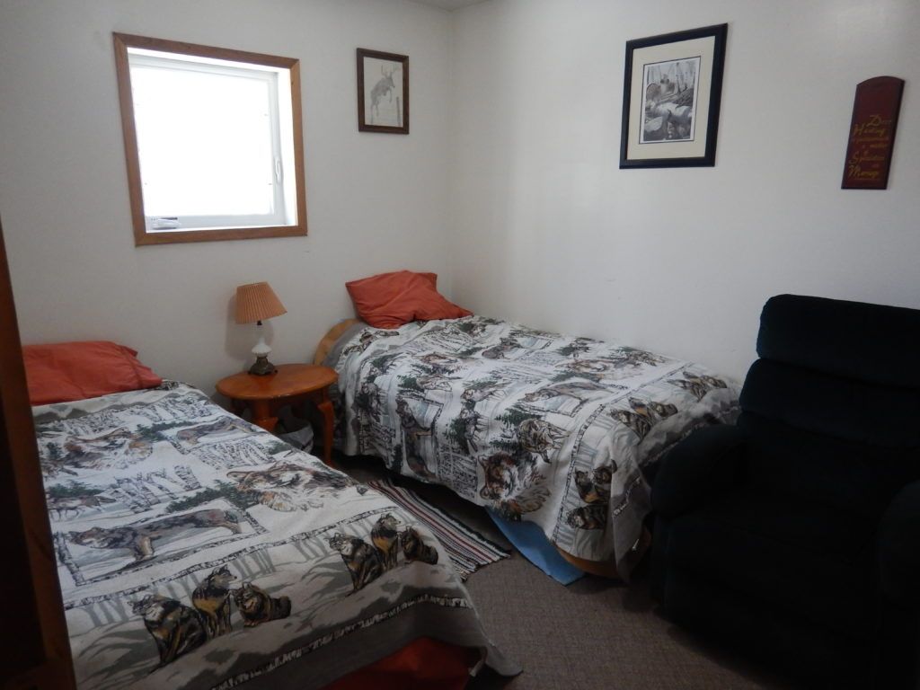 Cabin South Side Ranch Chalet — South Side Outfitters – South Side Outfitters