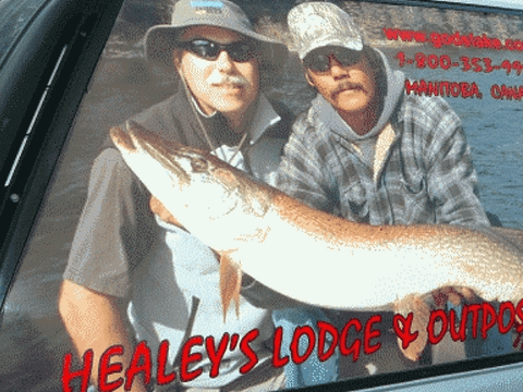 Healey's God's Lake Narrows Lodge – Gods Lake Haven