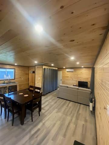 Chalet Adventure Basecamp — Pourvoirie du Lac Forant – Pourvoirie du Lac Forant