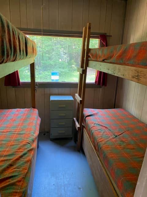 Chalet Lakeside Serenity — Pourvoirie du Lac Forant – Pourvoirie du Lac Forant