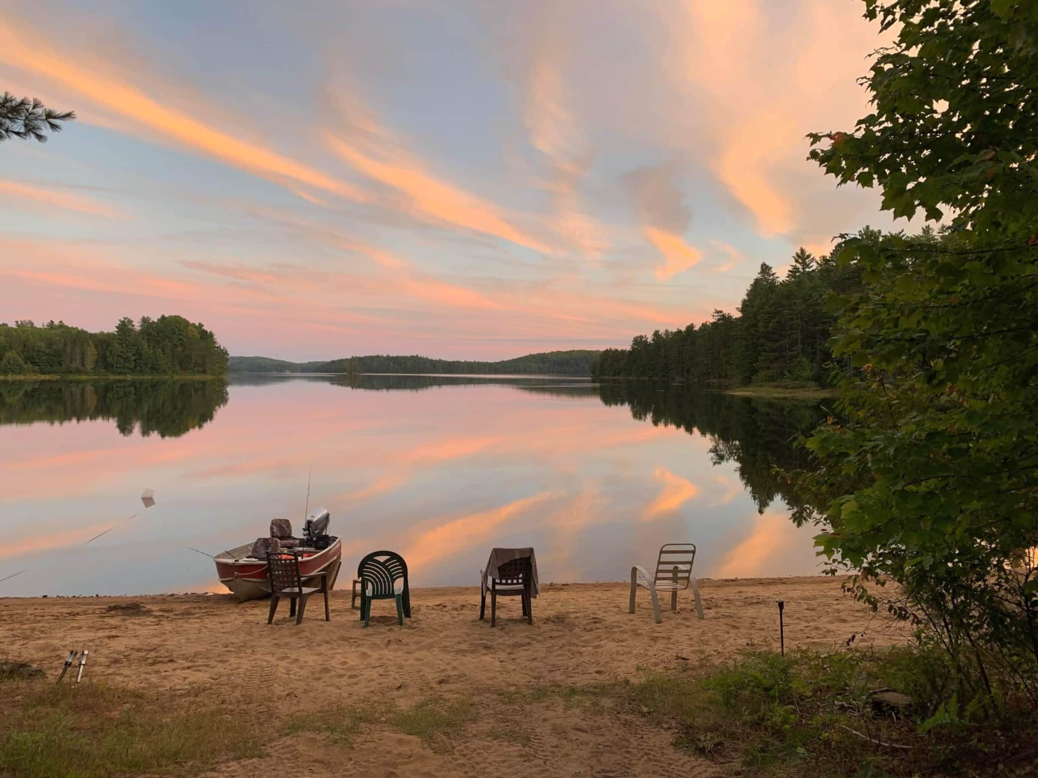 Chalet Dockside Drift — Pourvoirie du Lac Forant – Pourvoirie du Lac Forant