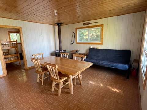 Chalet du lac Elbow – Leuenberger’s Fly-In Lodge & Wilderness Outpost Camps