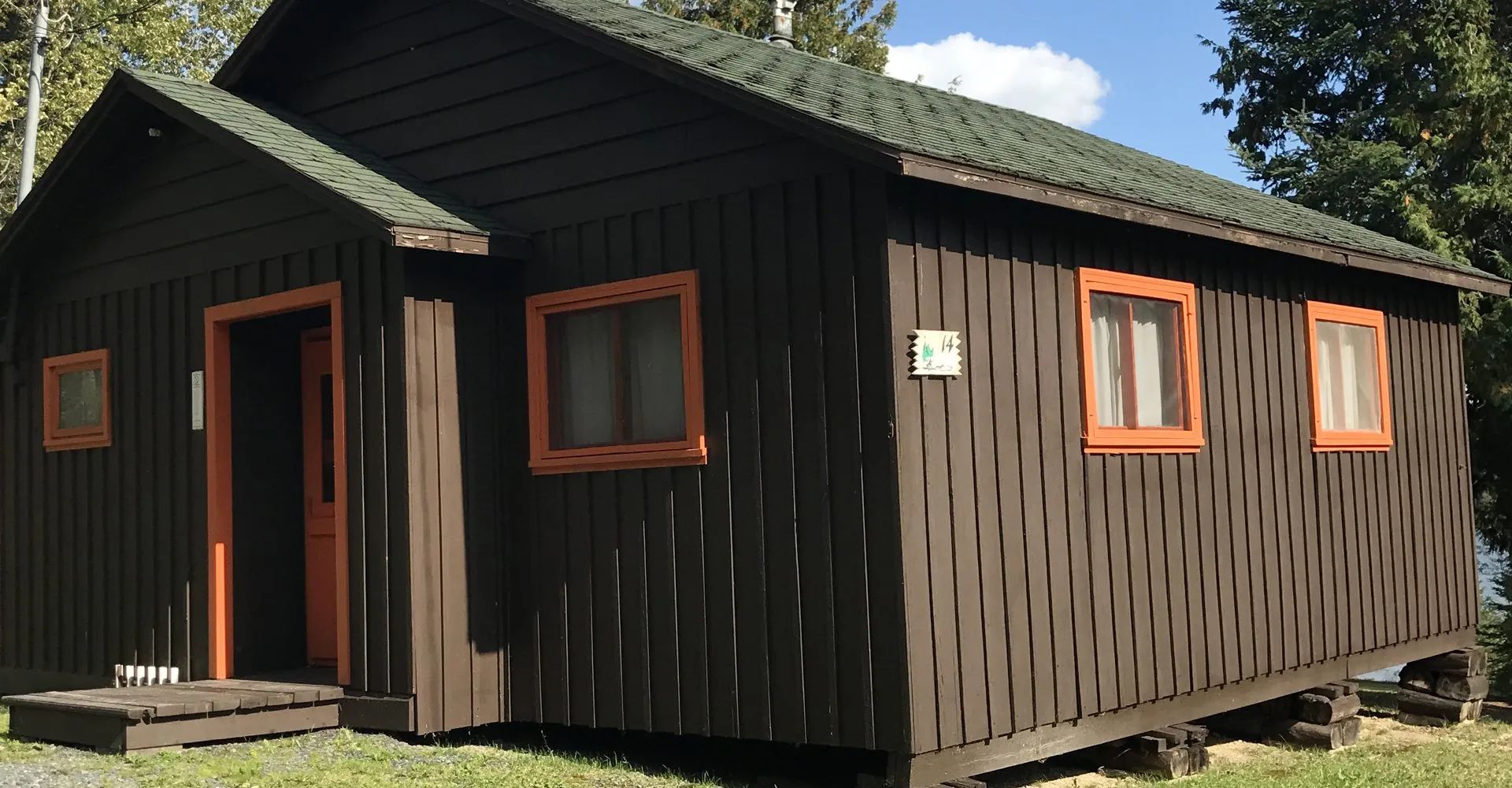 Chalet 14 — Manotak Lodge – Manotak Lodge