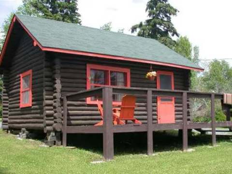 Cabin 4 – Manotak Lodge