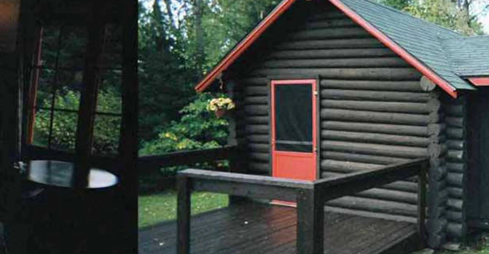 Cabin 5 — Manotak Lodge – Manotak Lodge
