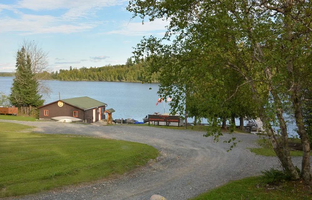 Chalet 9 — Manotak Lodge – Manotak Lodge