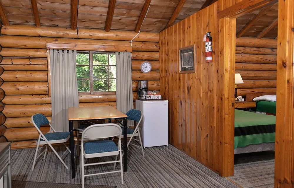 Chalet 9 — Manotak Lodge – Manotak Lodge
