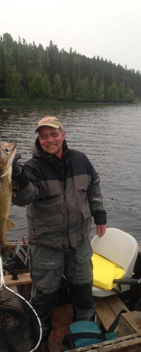 Fishing Walleye at Nelson’s Nagagami Lodge, Algoma Country, Ontario — photo 2