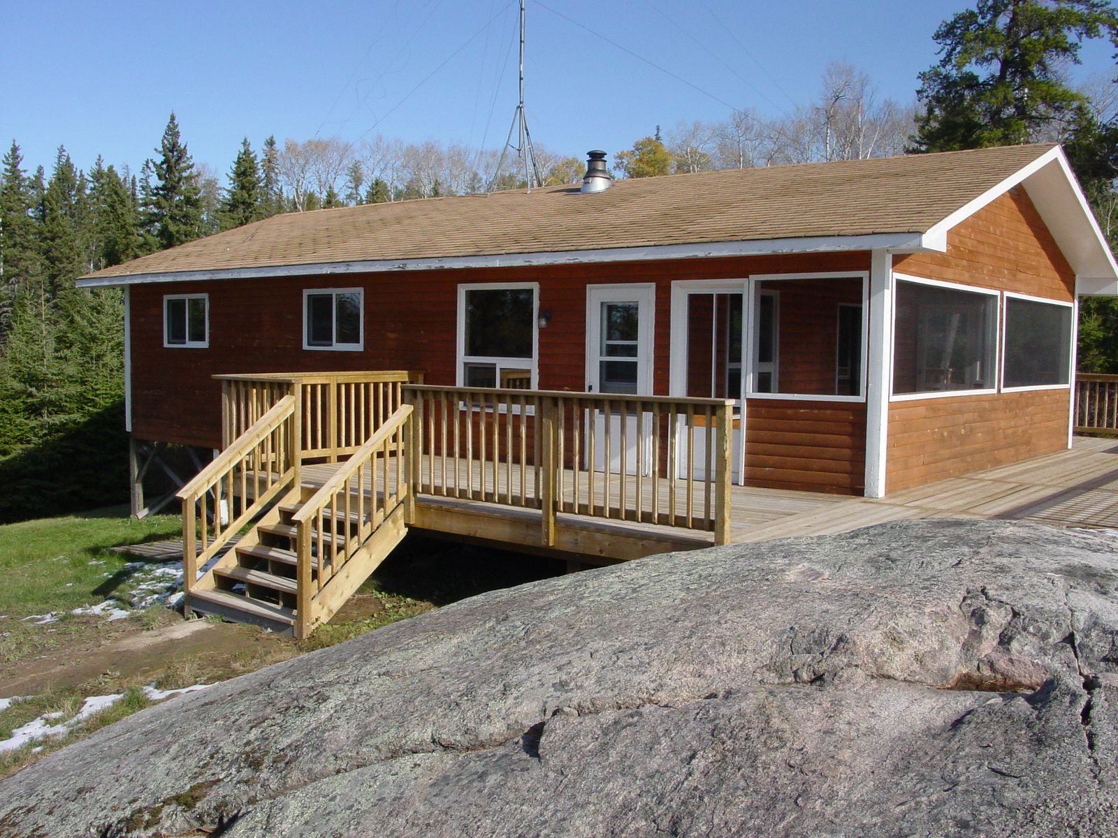 Brown Bear Lake Outpost Cabin – Brown Bear Lake Outpost Cabin