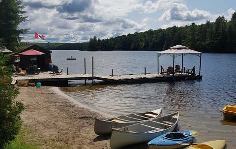 Photo de Pine Grove Resort Cottages dans les Parry Sound, On
