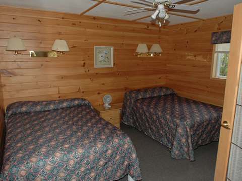 Grey Owl Cottage – Stanley’s Resort