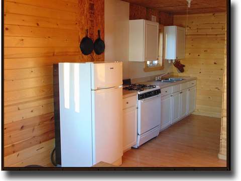 Tennant Lake Cabin – Twin Lakes Outfitters and Wilderness Camps