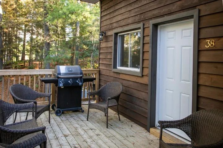 Lodge Family Suite #38 — Temagami Shores Inn and Resort – Temagami Shores Inn and Resort
