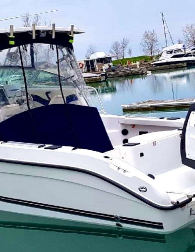 Photo de Scales And Tales Sportfishing dans les Kawarthas, On