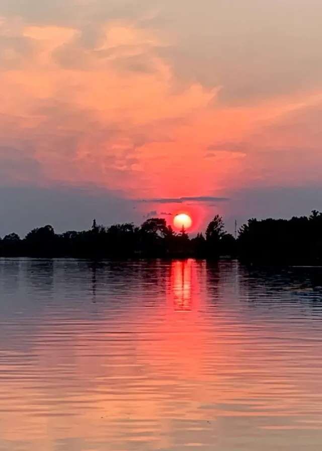 Photo de Sinopoli Fishing dans la Vallée de l'Outaouais, On