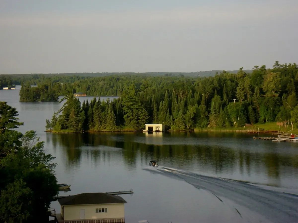 Photo de The Fishin' Magician dans les Kenora, On