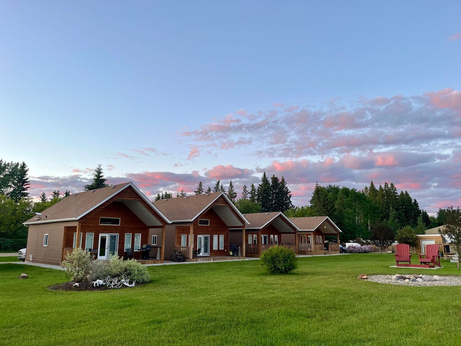 Auberge Aurora Skies Resorts — Aurora Skies Outfitting – Aurora Skies Outfitting