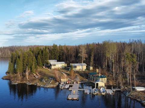 Kvamsing Lake Camp Cabin – Brownell Fly-In Adventures