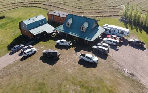 Photo of Buck Paradise Outfitters in Parkland, SK