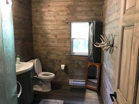 Darryl's Lodge – DOA Outfitters