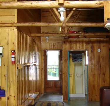 The Lakeside Lodge – Camp de la Baie Smith
