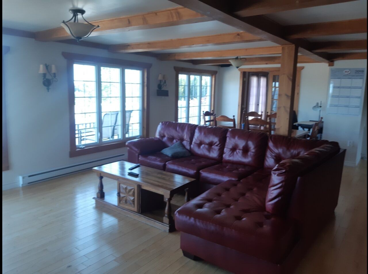 Chalet Le Lodge — Pavillon du Lac Guéguen – Pavillon du Lac Guéguen
