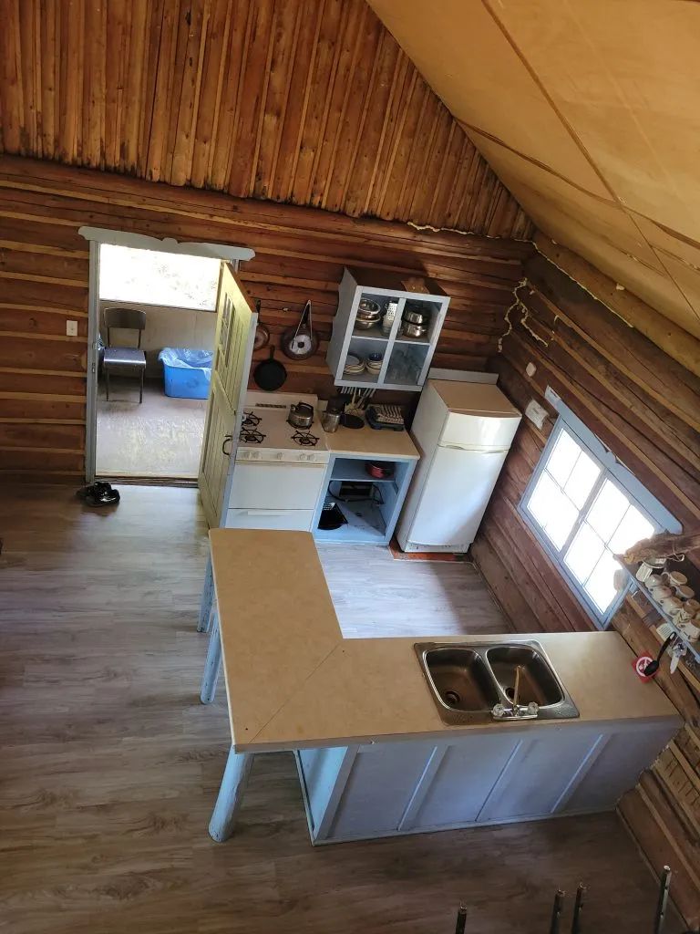 Camp Claire-Fontaine — Pourvoirie du Milieu – Pourvoirie du Milieu