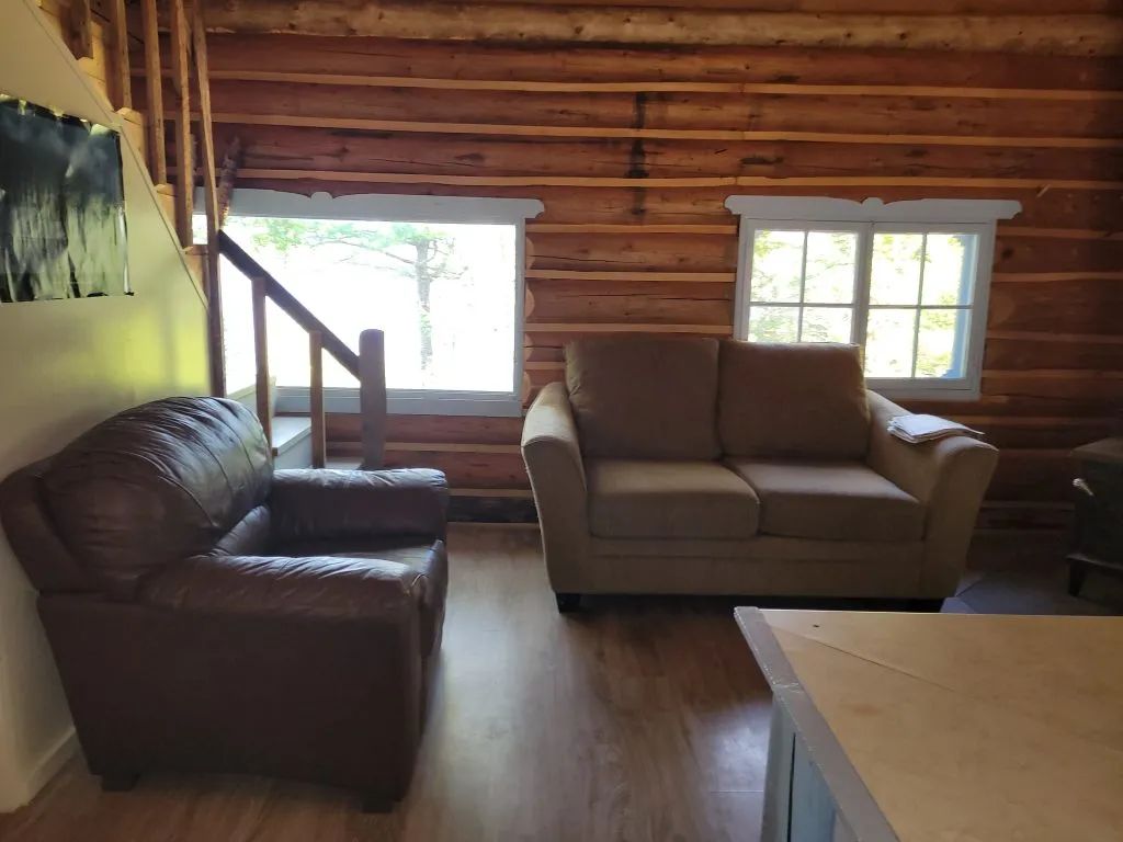 Camp Claire-Fontaine — Pourvoirie du Milieu – Pourvoirie du Milieu