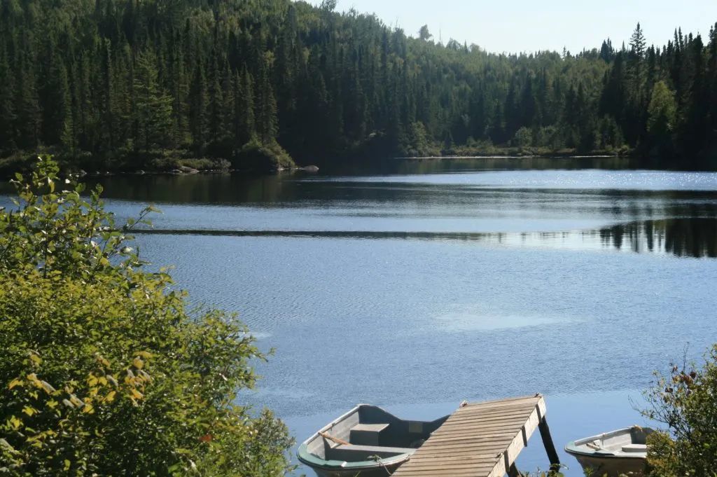 Camp Malfait – Pourvoirie du Milieu