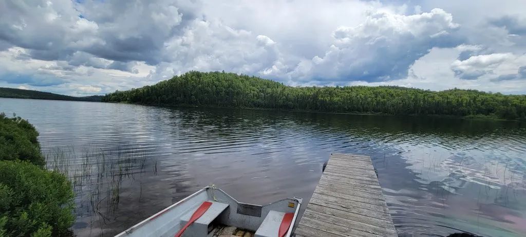 « Camp » Villa-Dama – Pourvoirie du Milieu