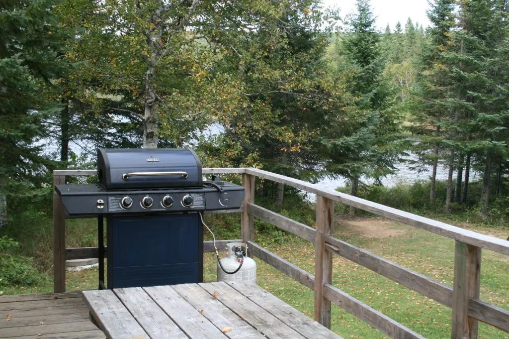 Chalet Balbuzard — Pourvoirie du Milieu – Pourvoirie du Milieu
