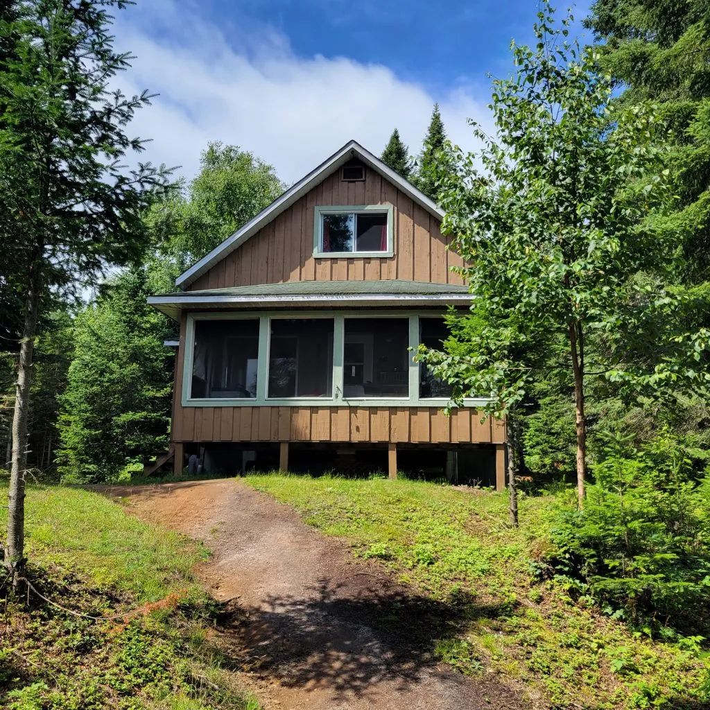 Chalet Boullé – Pourvoirie du Milieu