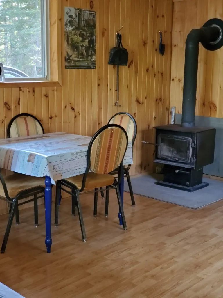 Boullé Cabin – Pourvoirie du Milieu