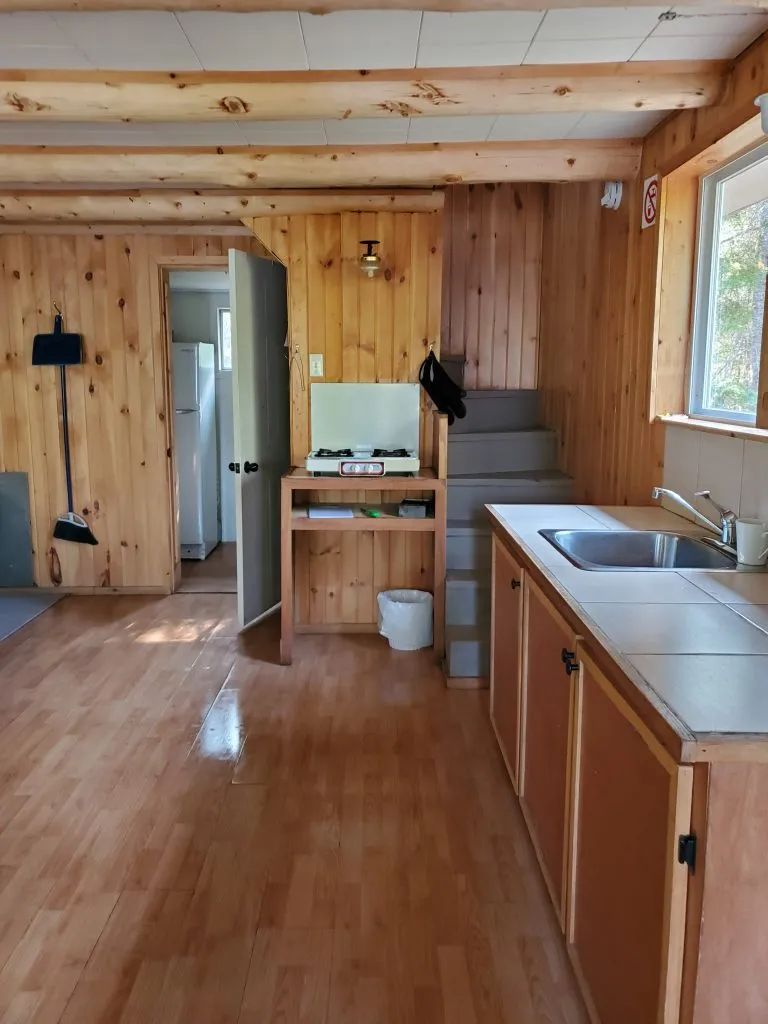 Boullé Cabin – Pourvoirie du Milieu