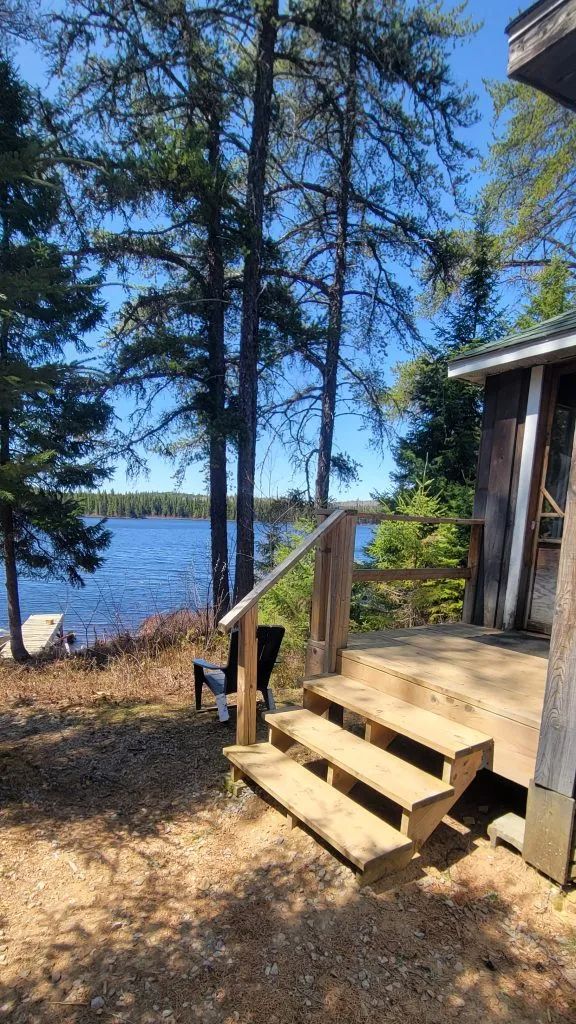 Chalet Depot — Pourvoirie du Milieu – Pourvoirie du Milieu