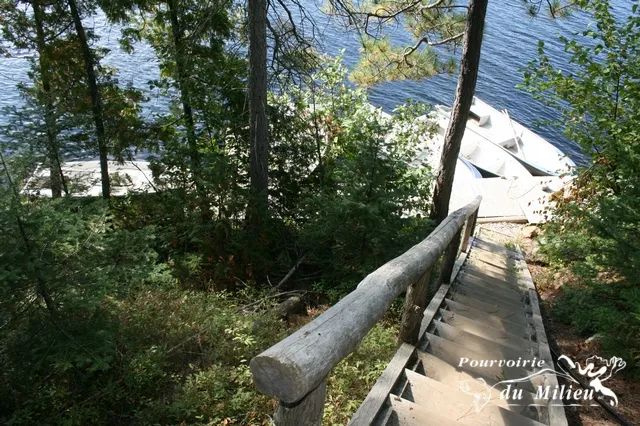 Chalet Des Pins — Pourvoirie du Milieu – Pourvoirie du Milieu