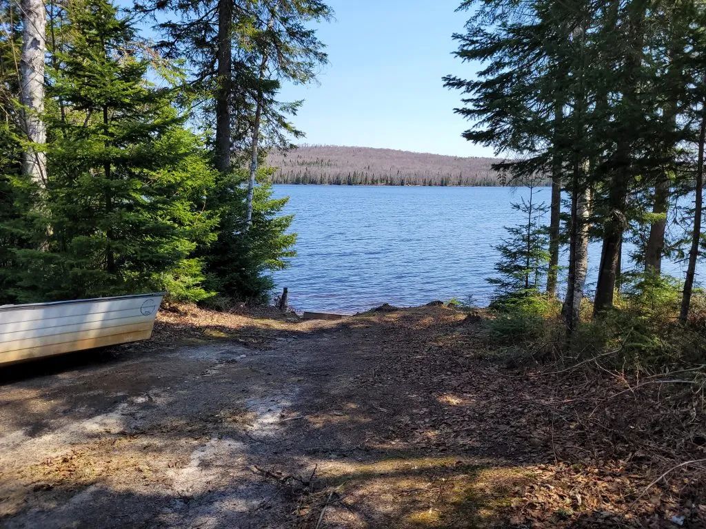 Chalet Héron — Pourvoirie du Milieu – Pourvoirie du Milieu