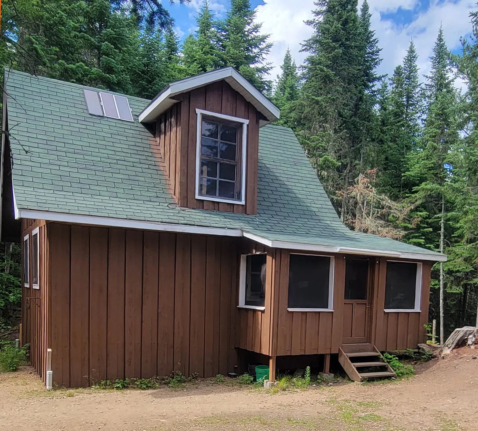 Chalet Troll – Pourvoirie du Milieu