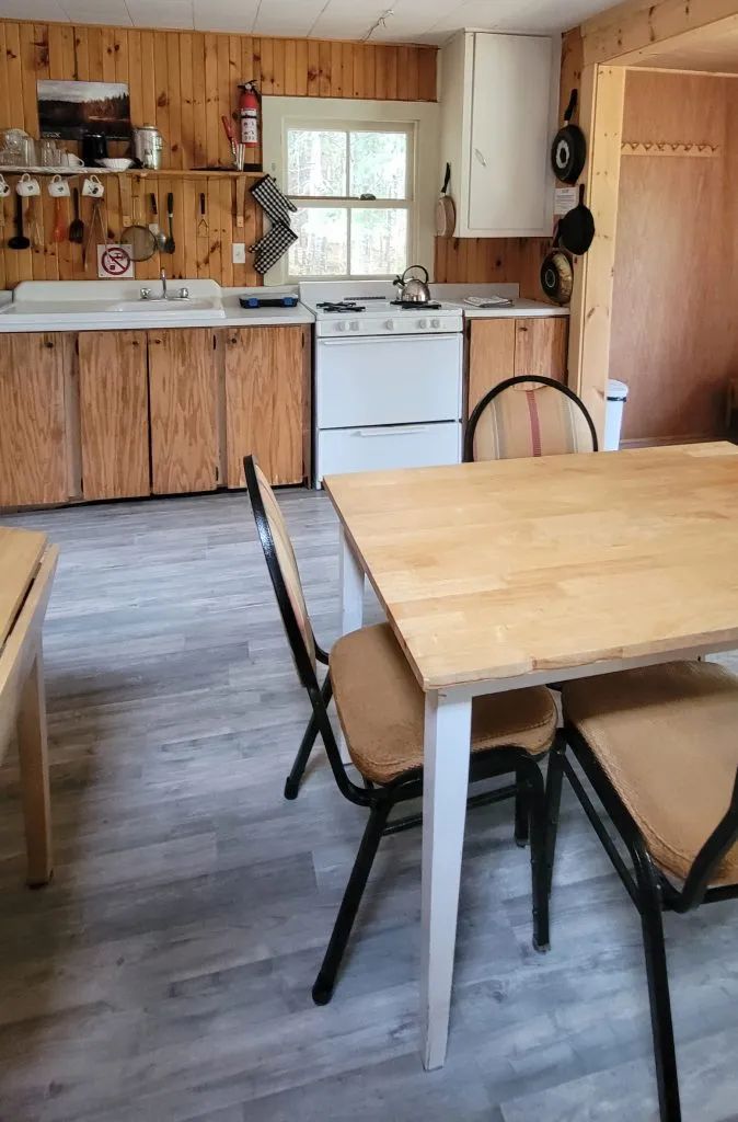 Troll Cabin — Pourvoirie du Milieu – Pourvoirie du Milieu