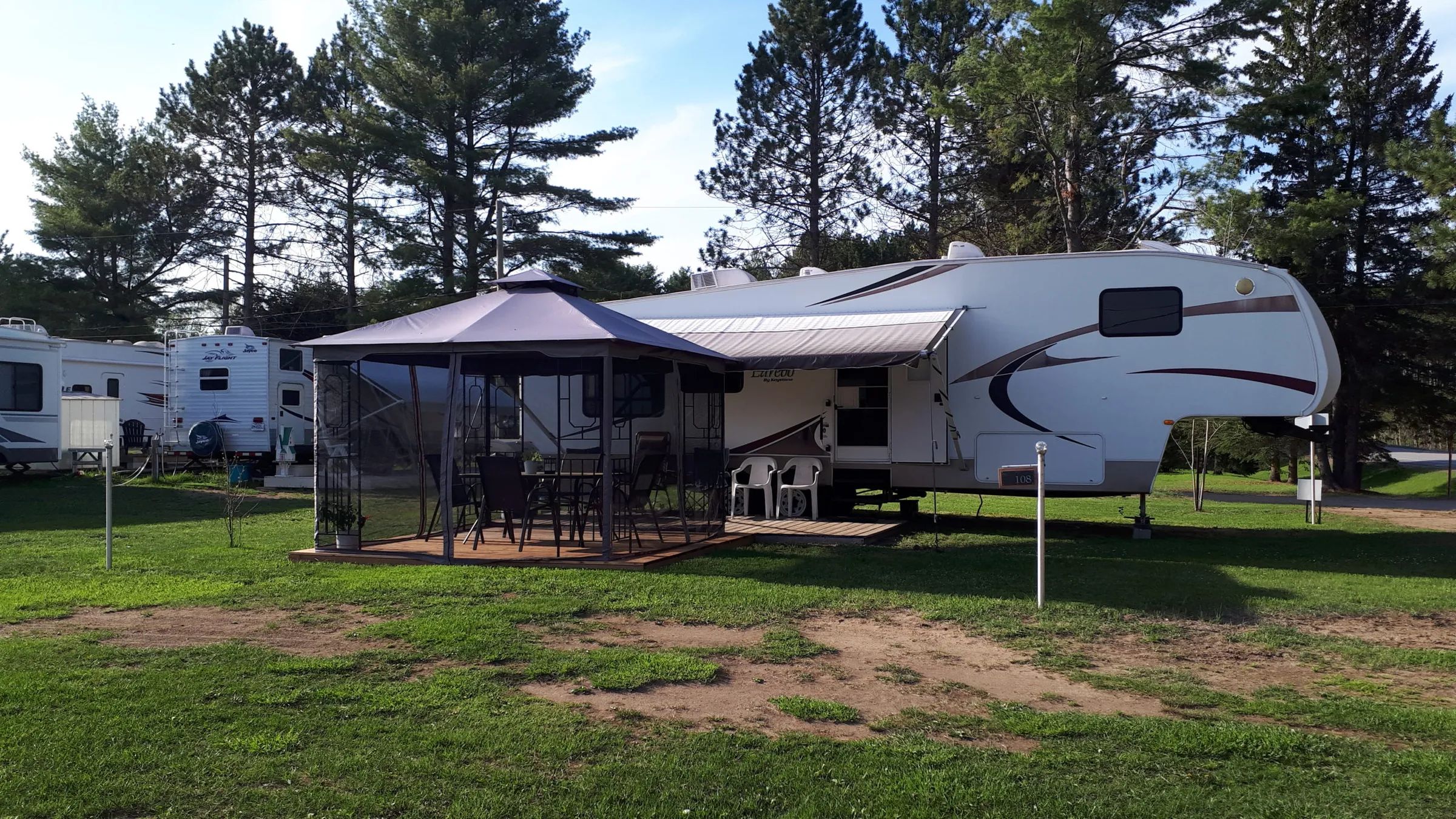 Camping – emplacement saisonnier — Pourvoirie Lac Campion – Pourvoirie Lac Campion