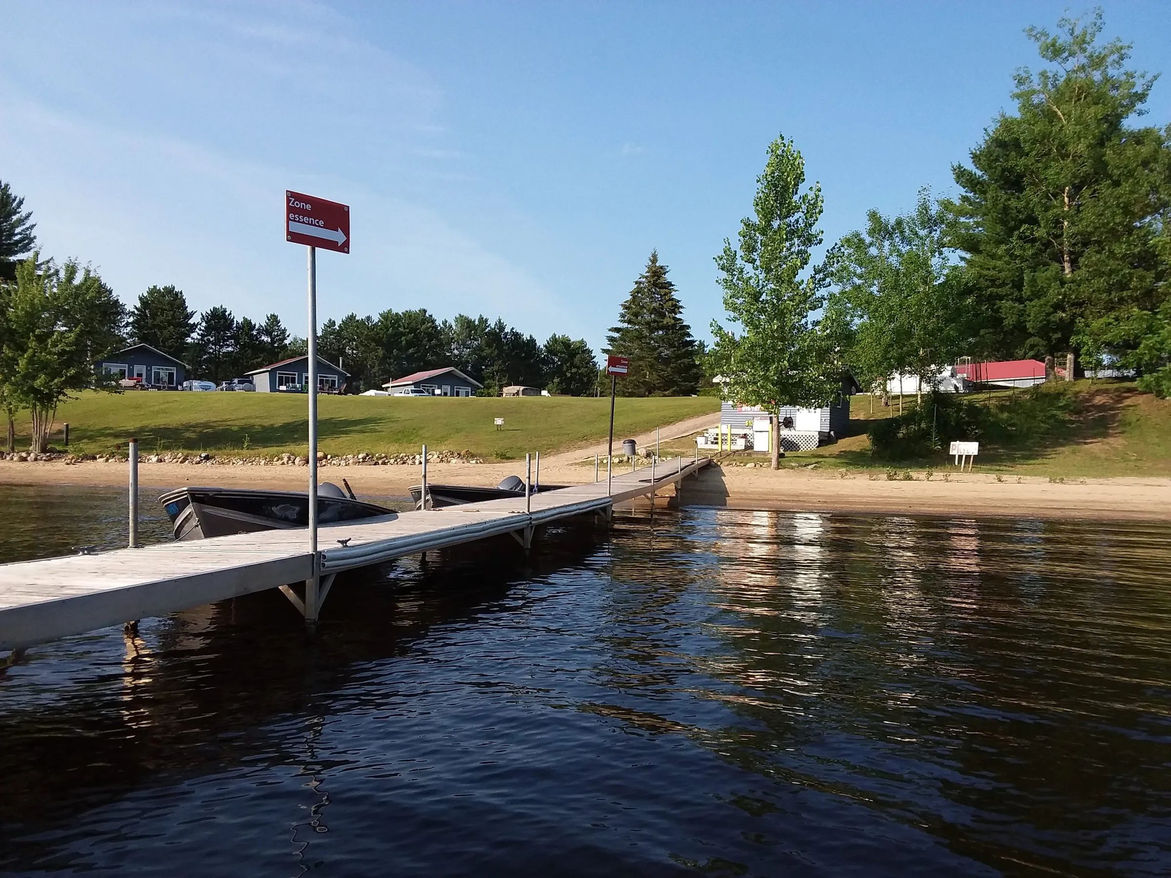 Camping – emplacement saisonnier — Pourvoirie Lac Campion – Pourvoirie Lac Campion