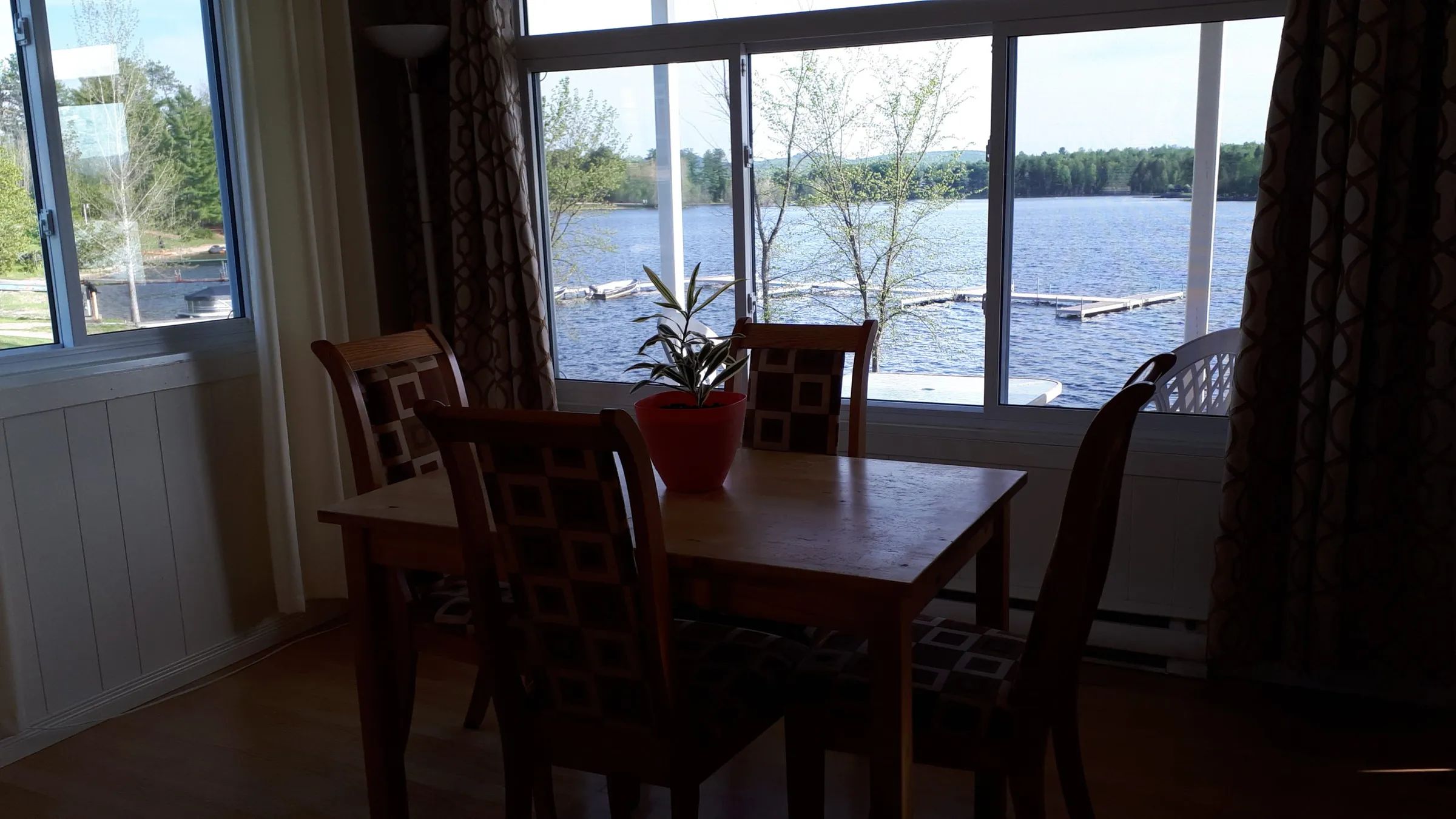 Chalet Le Quatre — Pourvoirie Lac Campion – Pourvoirie Lac Campion