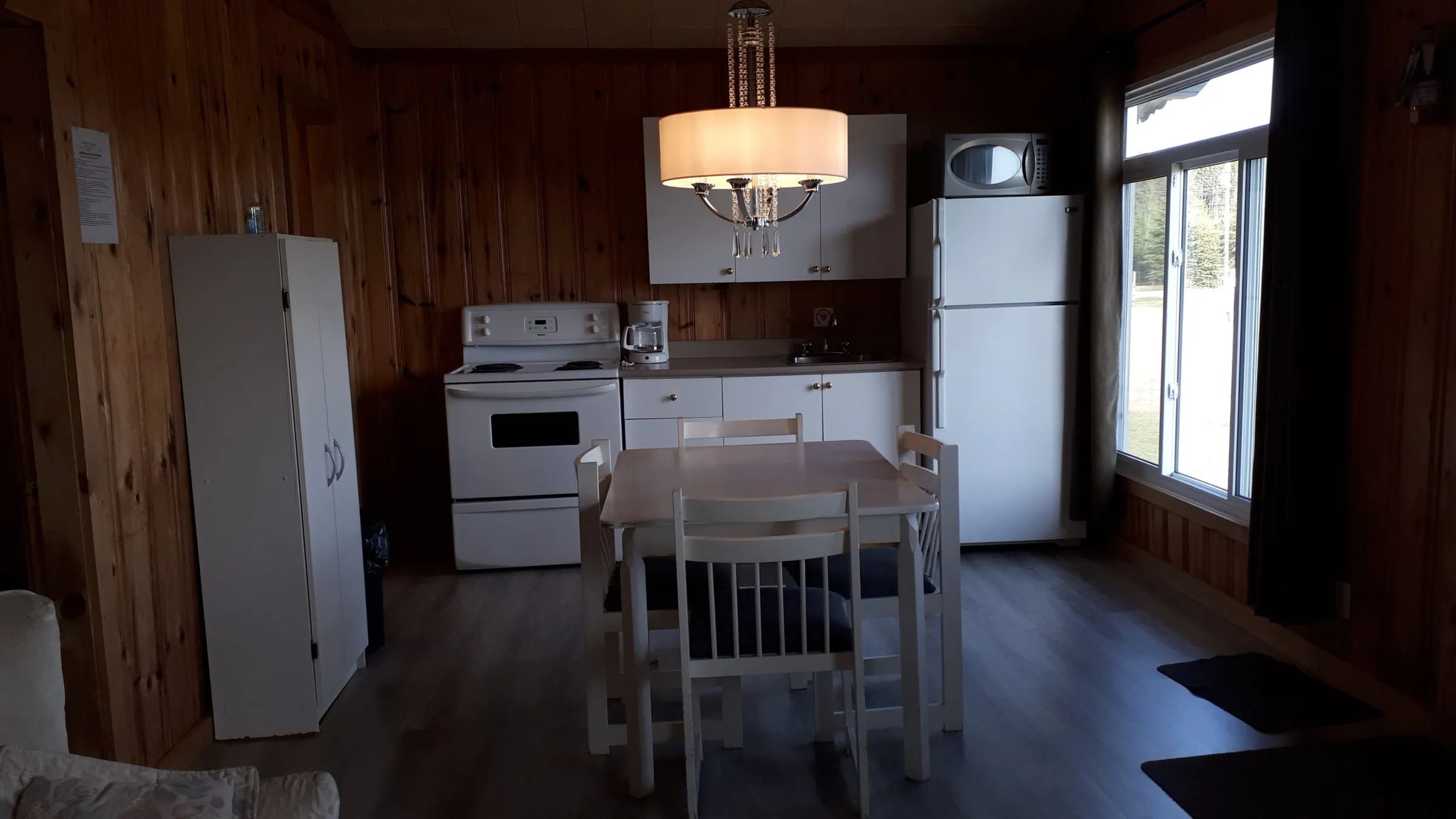 Cabin Le Un — Pourvoirie Lac Campion – Pourvoirie Lac Campion