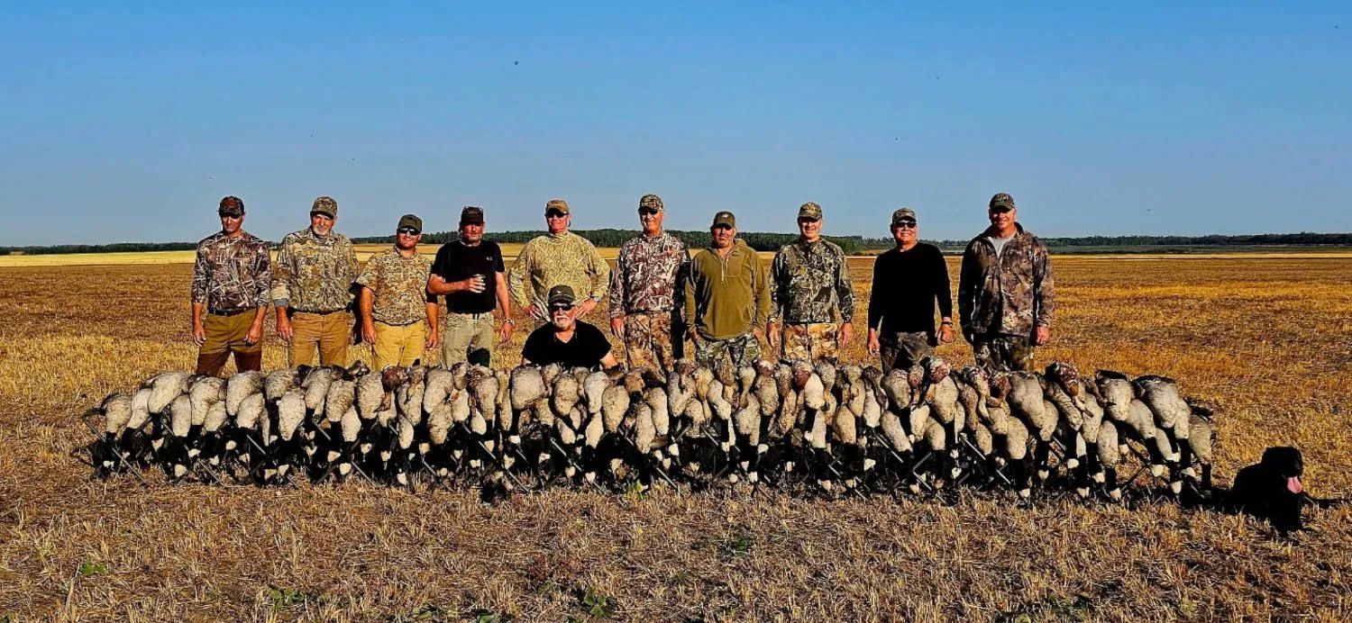 Photo de Maddhatter Guides & Outfitting dans les Prairies, Sk